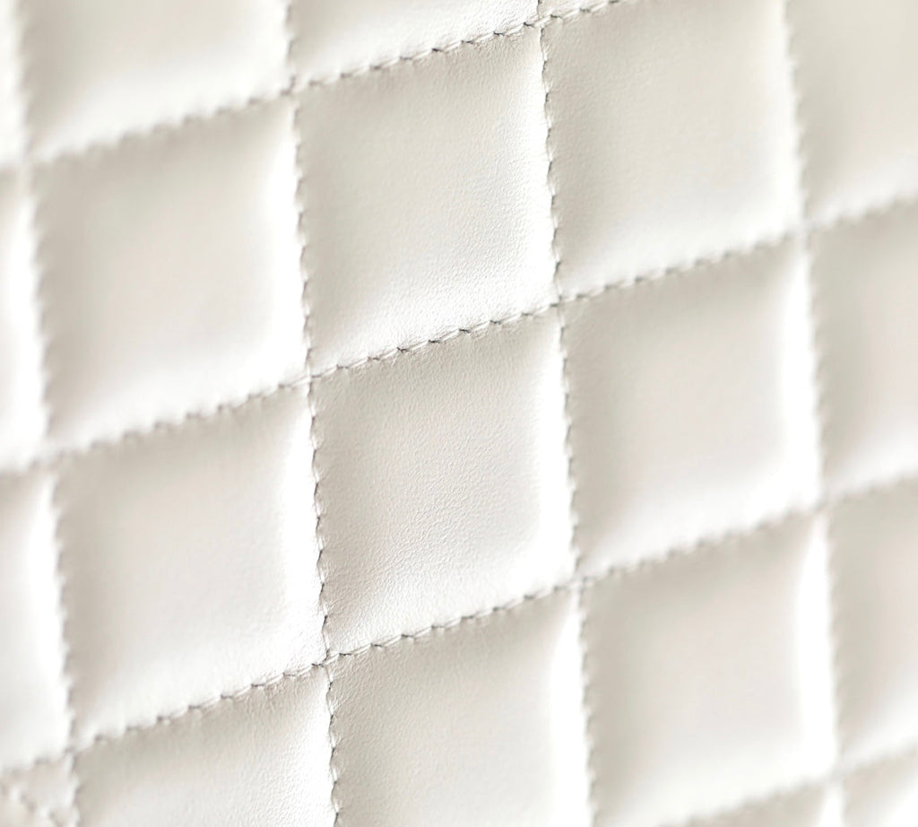 CHANEL WOC 18.5 WHITE LAMBSKIN SILVER HARDWARE