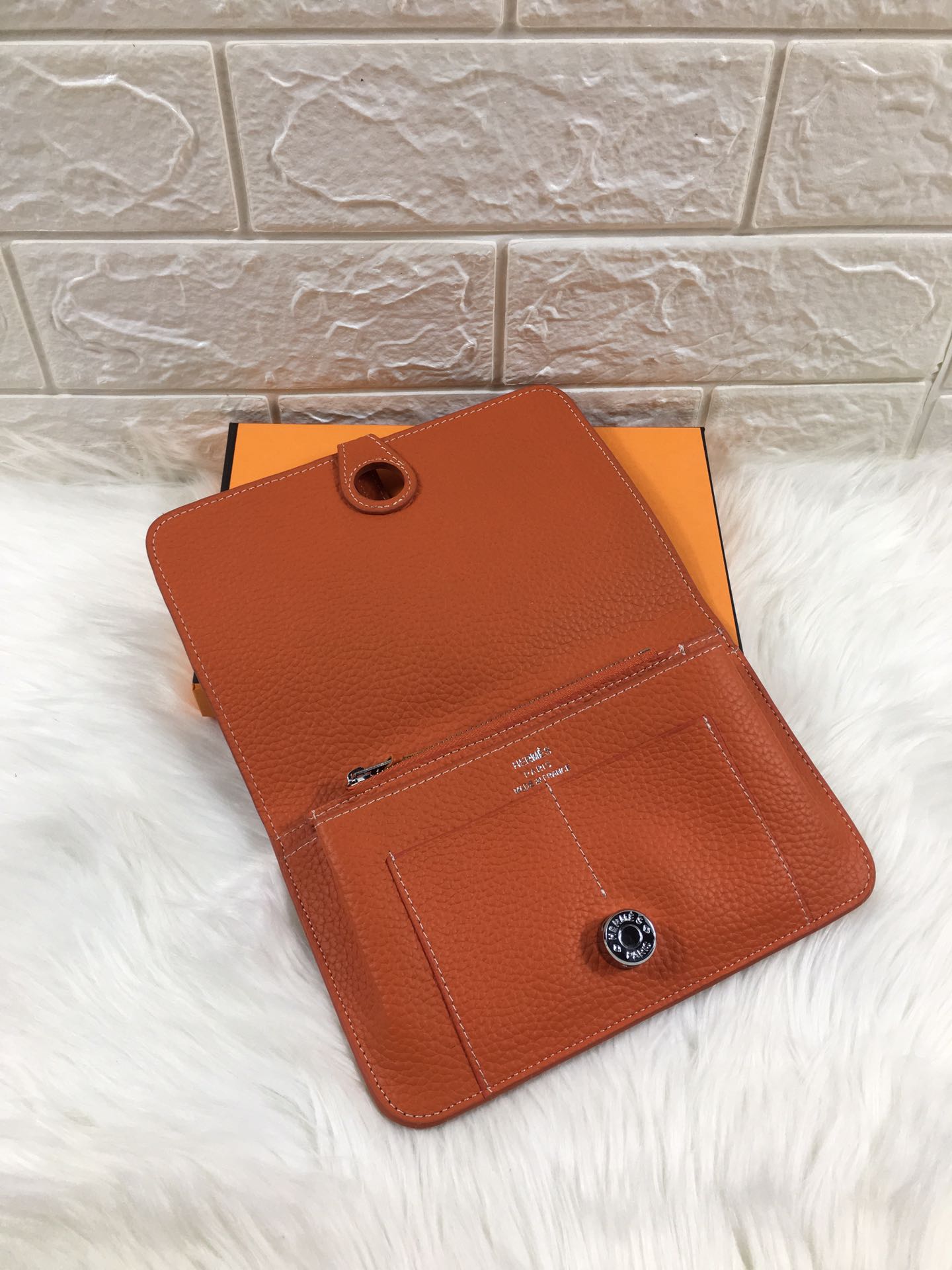 HERMES DOGON WALLET 20 ORANGE GRAINED CALFSKIN
