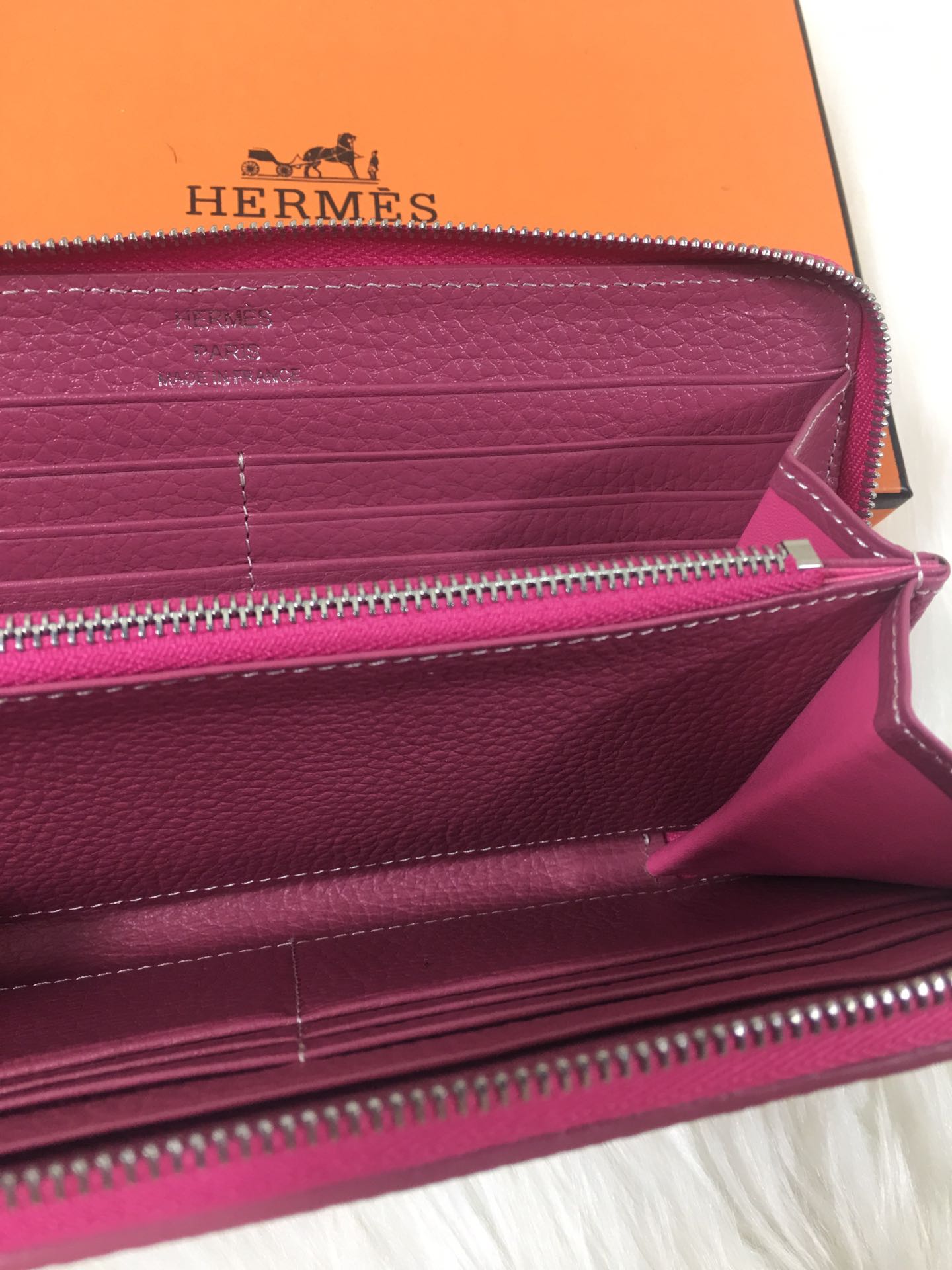 HERMES SILK'IN CLASSIC WALLET 20 BURGUNDY GRAINED CALFSKIN