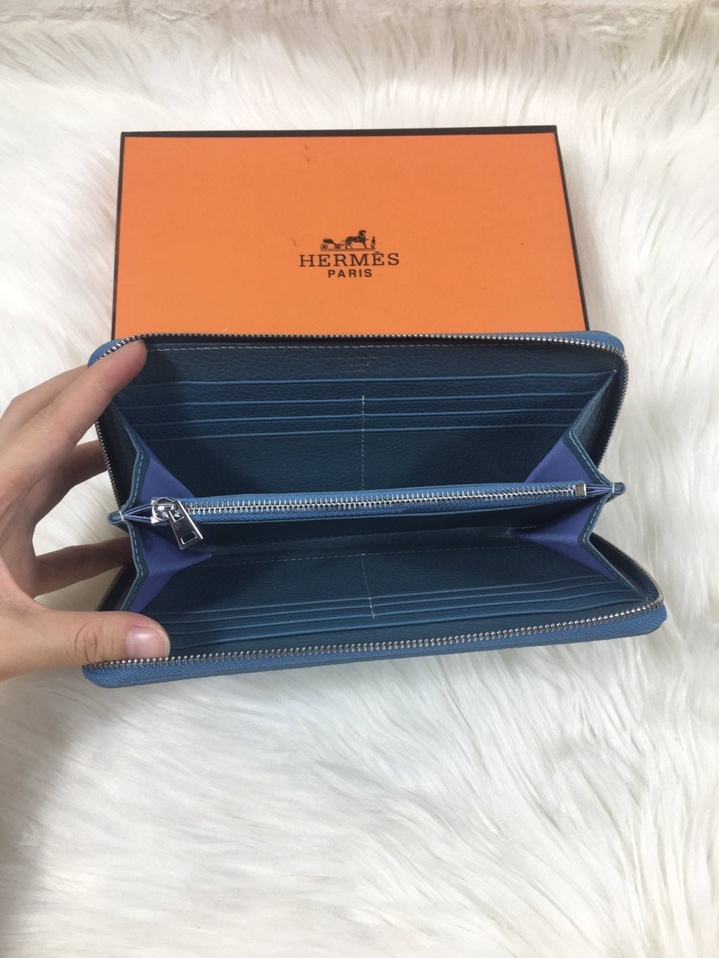 HERMES SILK'IN CLASSIC WALLET 20 CERULEAN GRAINED CALFSKIN