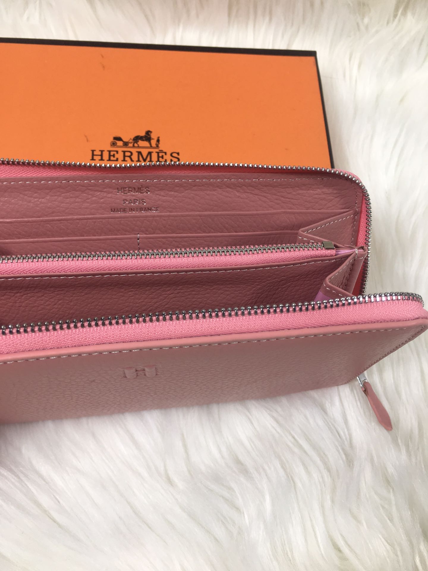 HERMES SILK'IN CLASSIC WALLET 20 LIGHT PINK GRAINED CALFSKIN