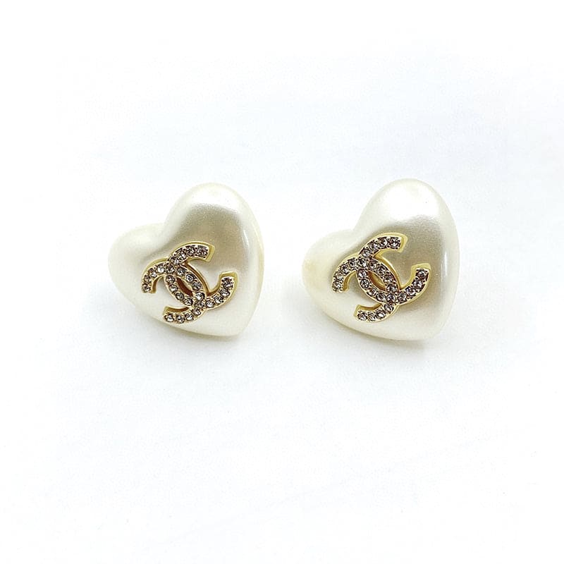 18K  Chanel Pearl Heart Earrings