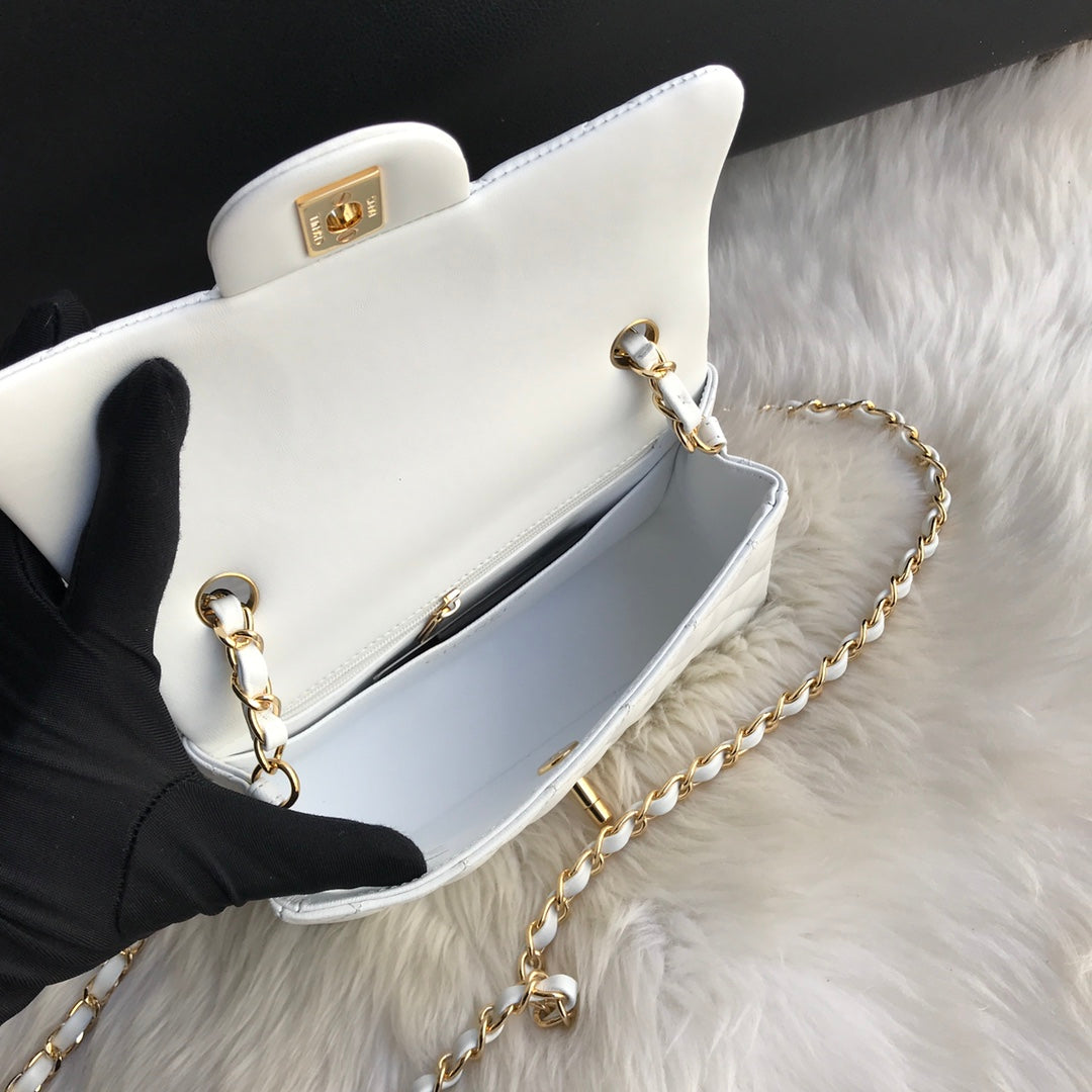 CHANEL MINI 20 BAG IN WHITE CALFSKIN GOLD HARDWARE