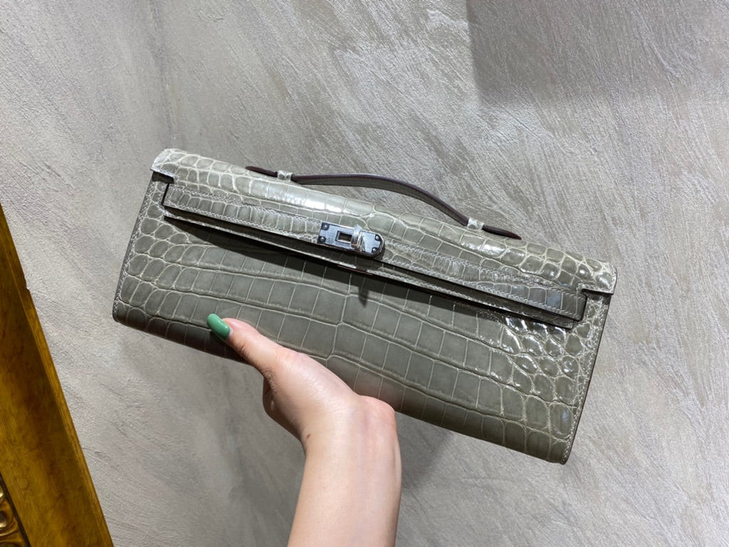 HERMES KELLY CUT 31 IN ASH GRAY SHINNY ALLIGATOR LEATHER WITH SILVER HARDWARE