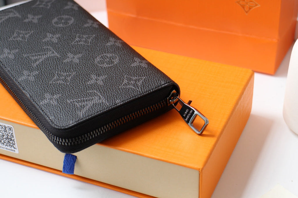 LOUIS VUITTON LV 25S ZIPPY WALLET HORIZONTAL 19 IN MONOGRAM ECLIPSE COATED CALFSKIN