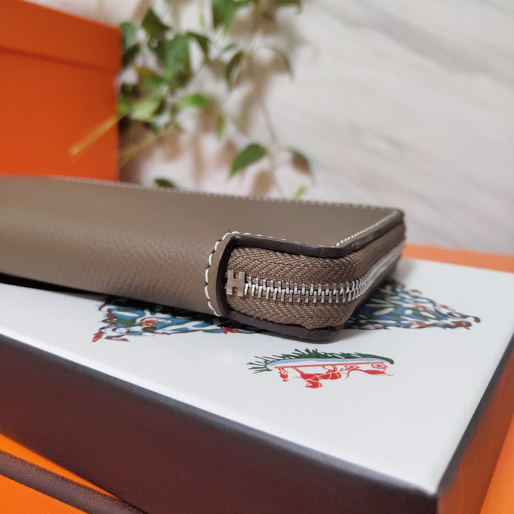 HERMES Zipper Wallet 20 Brown Epsom