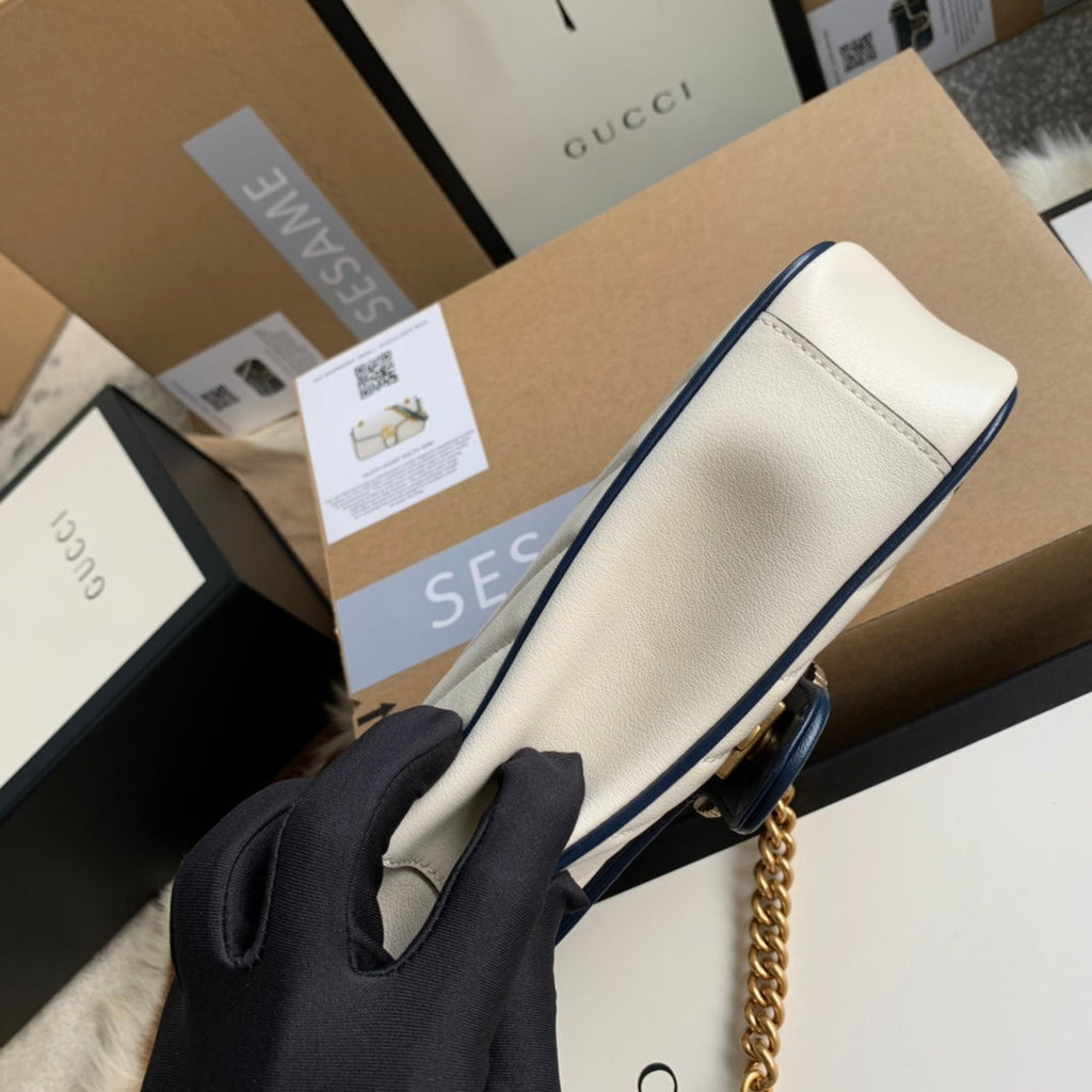 GUCCI MARMONT 22 HANDBAG IN WHITE CALFSKIN