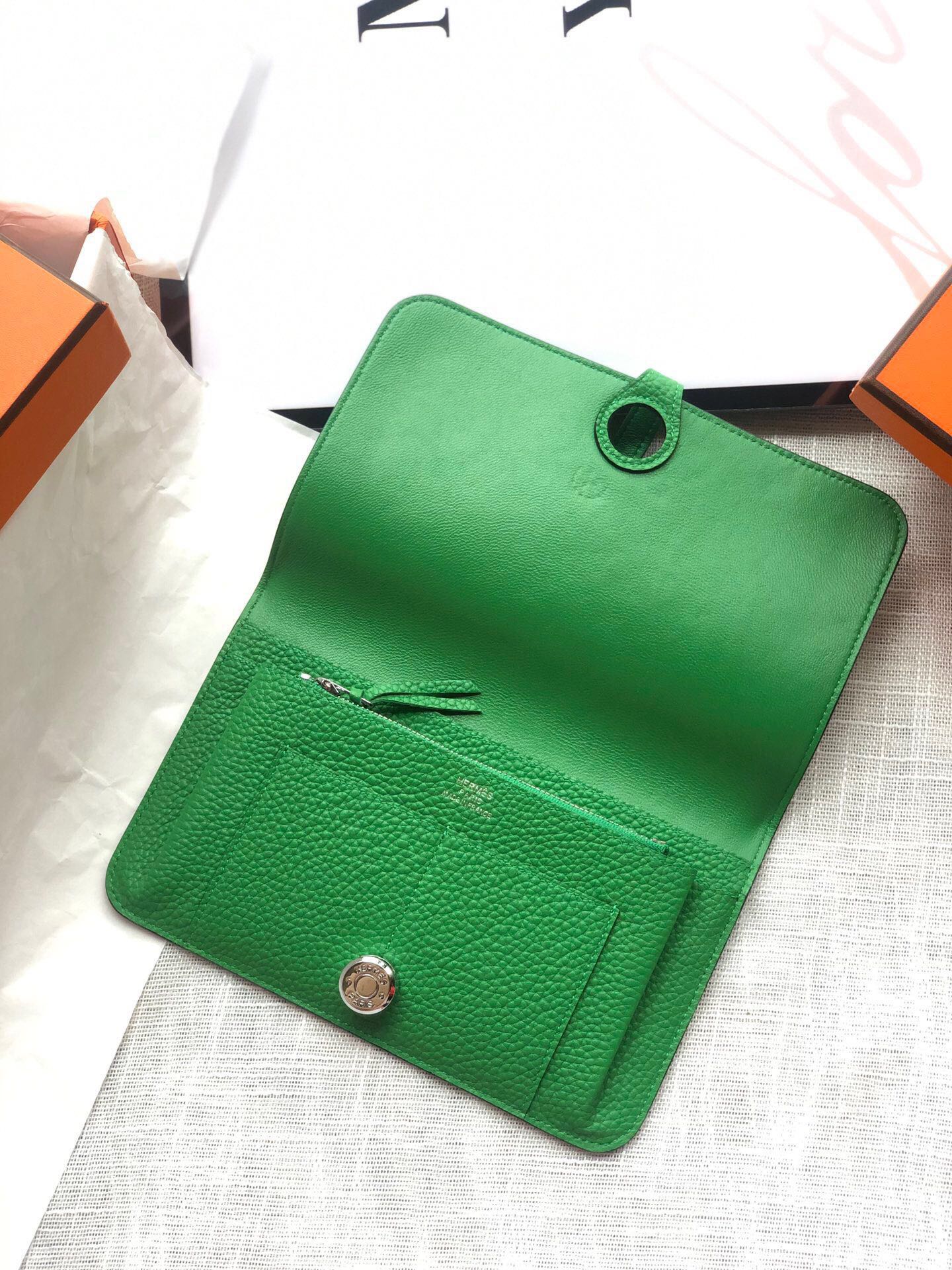 HERMES Dogon Wallet 20 Green Togo Shw