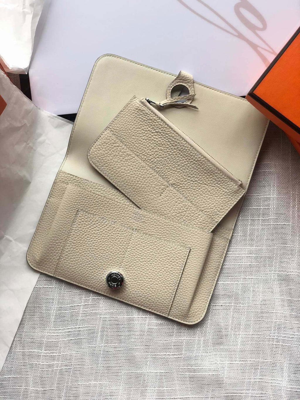 HERMES Dogon Wallet 20 Beige Togo Shw