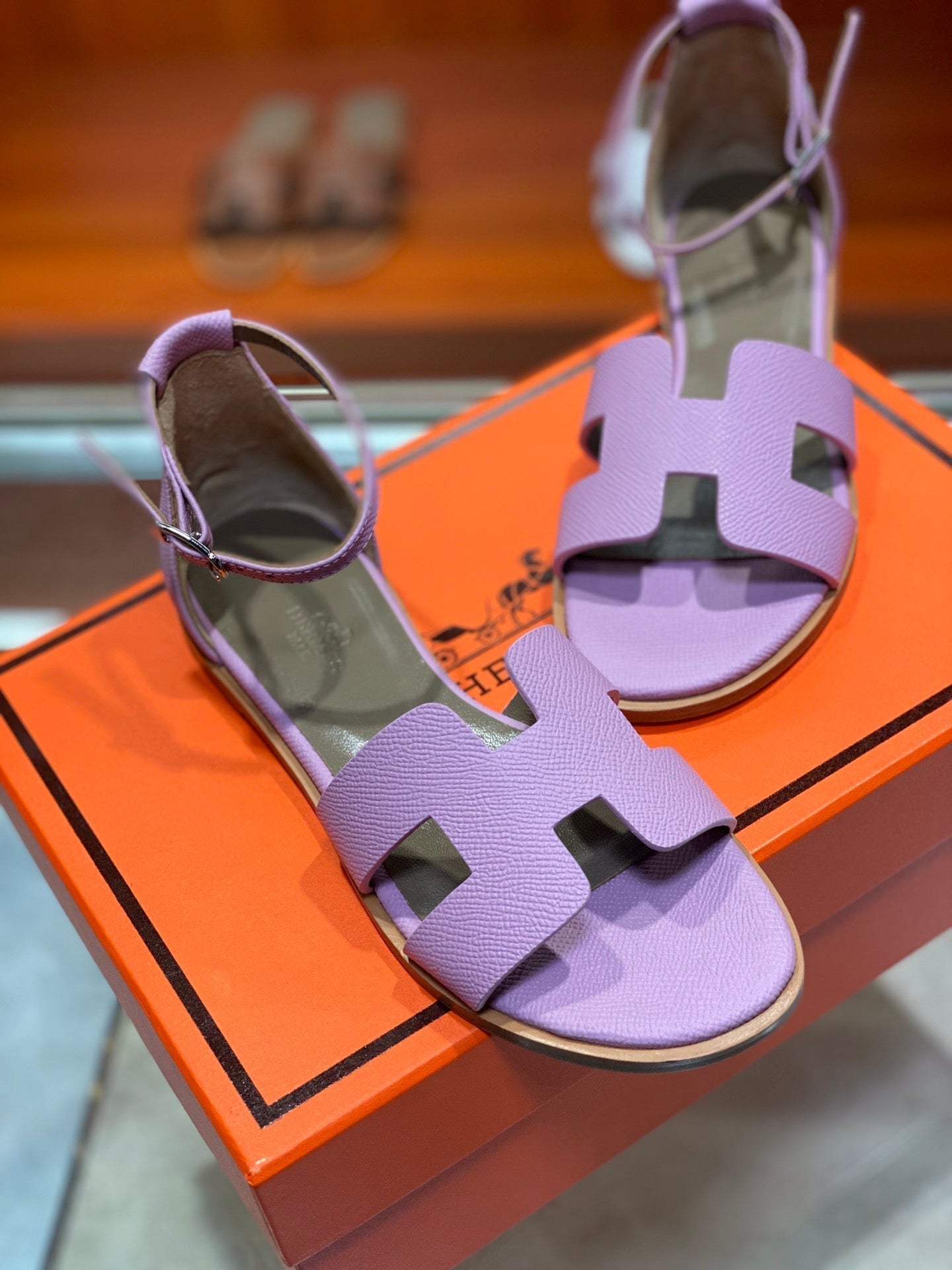 HERMES SANTORINI SANDAL LAVENDER CALFSKIN