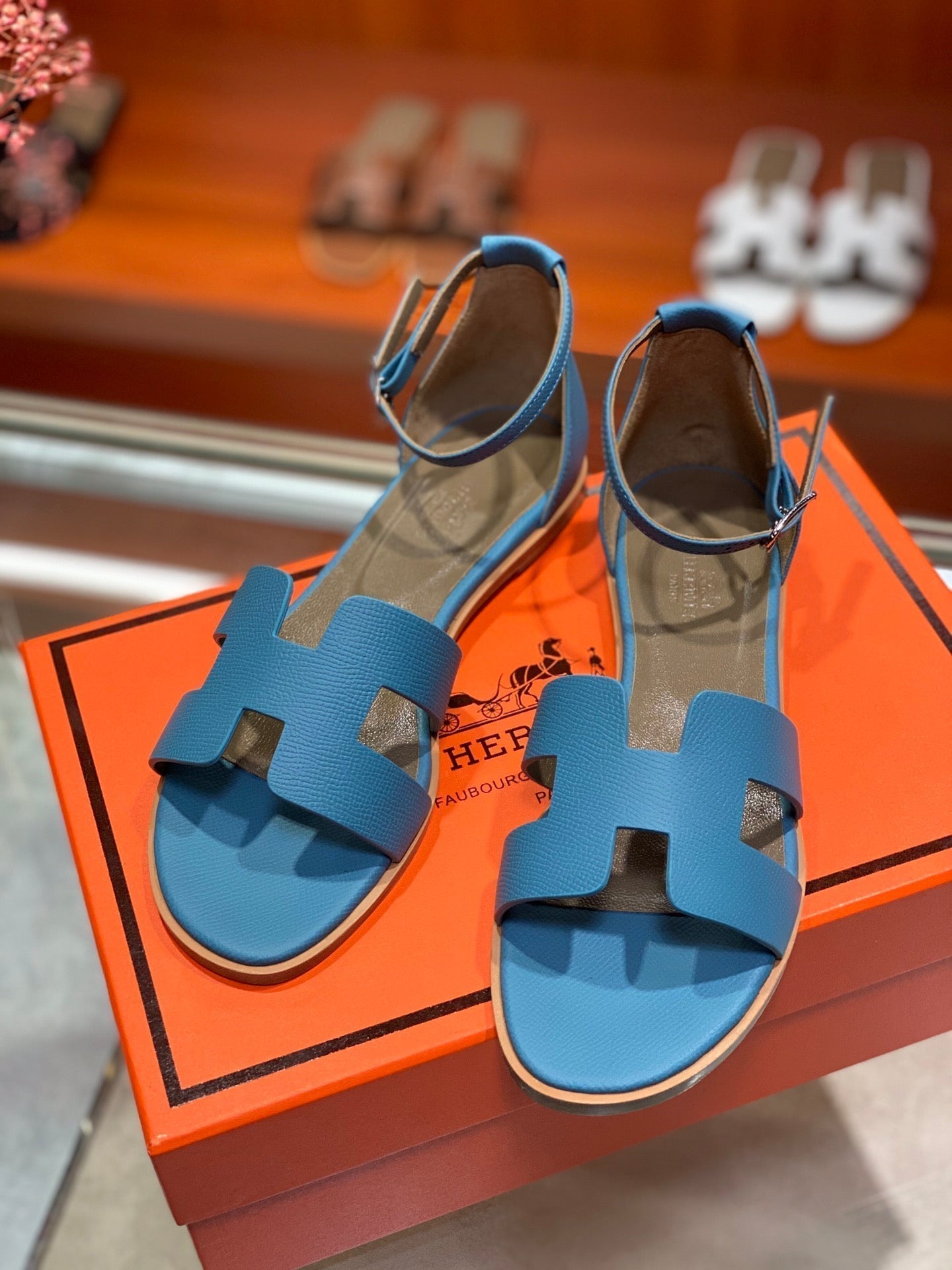 HERMES SANTORINI SANDAL CERULEAN CALFSKIN