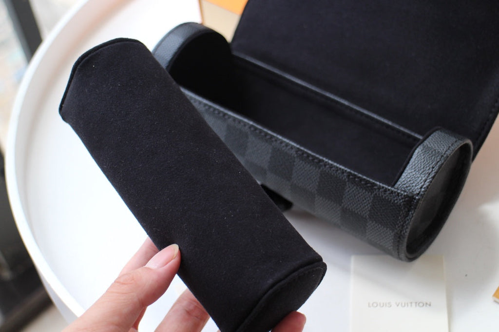 LOUIS VUITTON LV 25S ASTUCCIO PER 3 OROLOGI 20 IN BLACK DAMIER GRAPHITE CALFSKIN