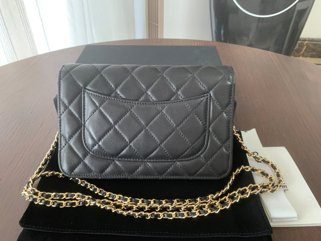 CHANEL WOC 19CM BLACK LAMBSKIN GOLD HARDWARE