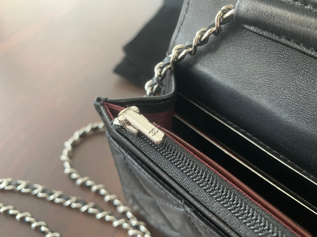CHANEL MINI 19 CLASSIC WALLET WITH STRAP IN BLACK LAMBSKIN WITH SILVER HARDWARE