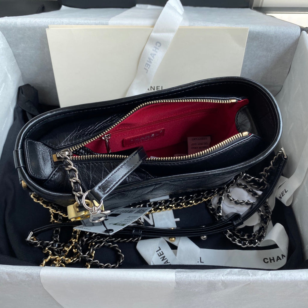 CHANEL GABRIELLE MINI 20 HOBO BAG IN BLACK CALFSKIN