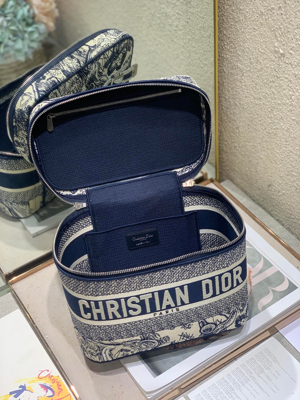 DIOR SMALL 25 VANITY CASE IN BLACK MONOGRAM OBLIQUE JACQUARD