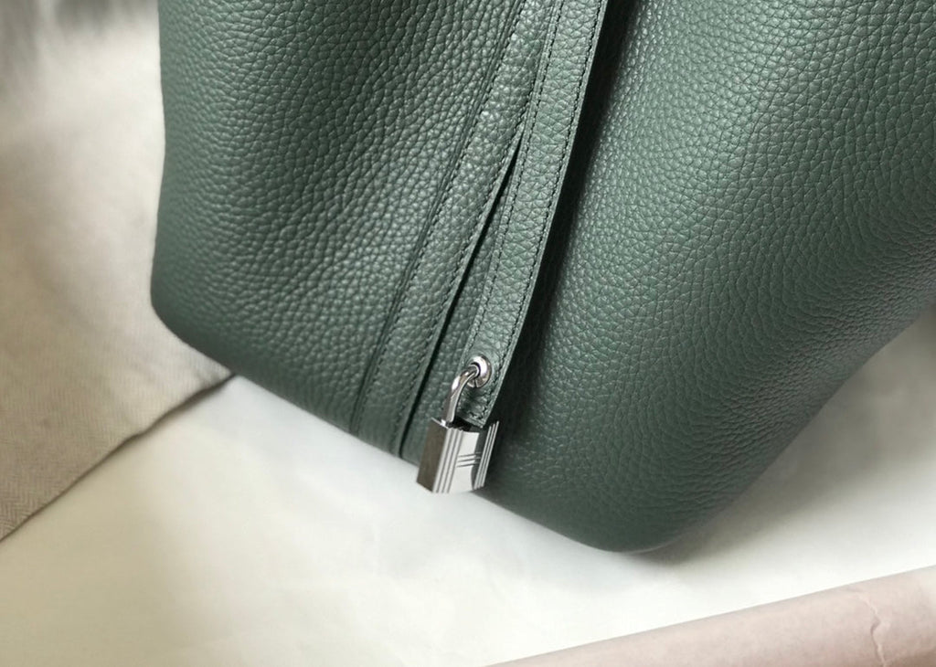 HERMES picotin lock 18 grass green togo shw