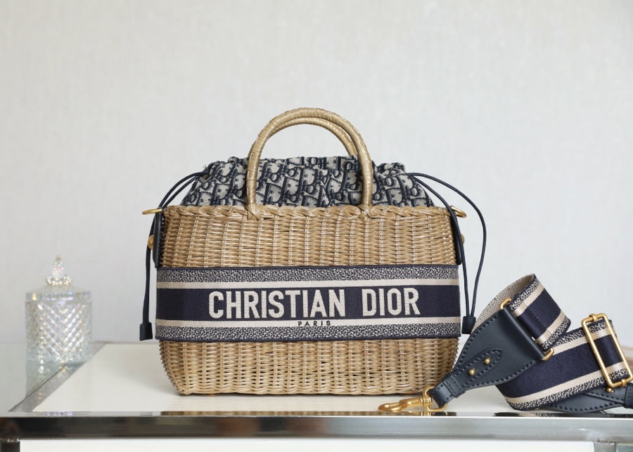 DIOR LARGE 28 BASKET BAG IN BLACK OBLIQUE JACQUARD AND BEIGE WICKER