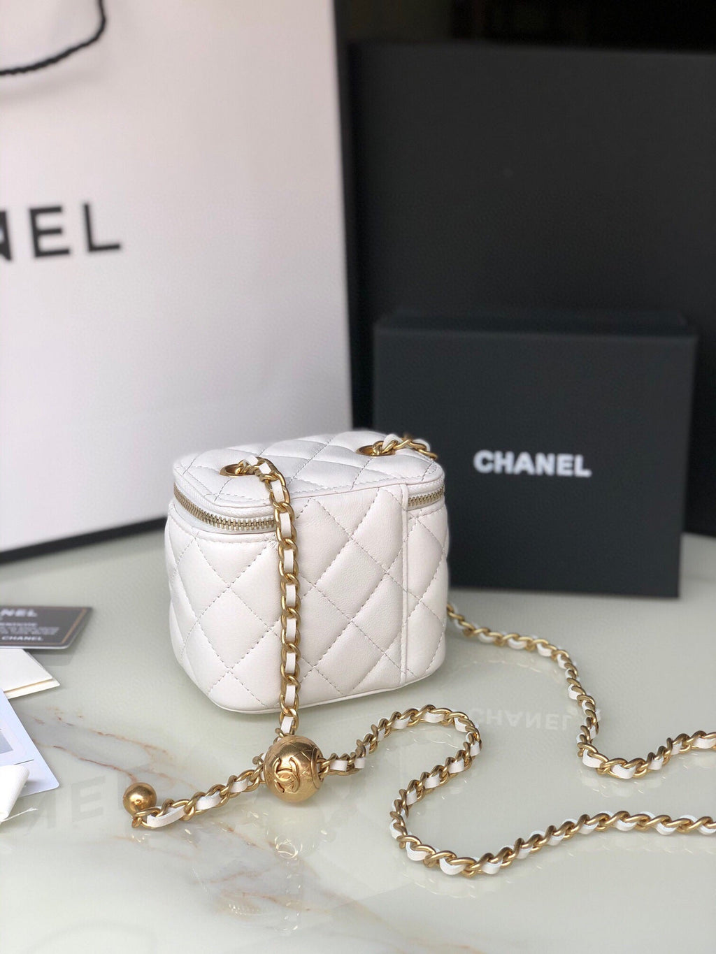 CHANEL MINI 11 VANITY CHAIN IN WHITE CALFSKIN GOLD HARDWARE