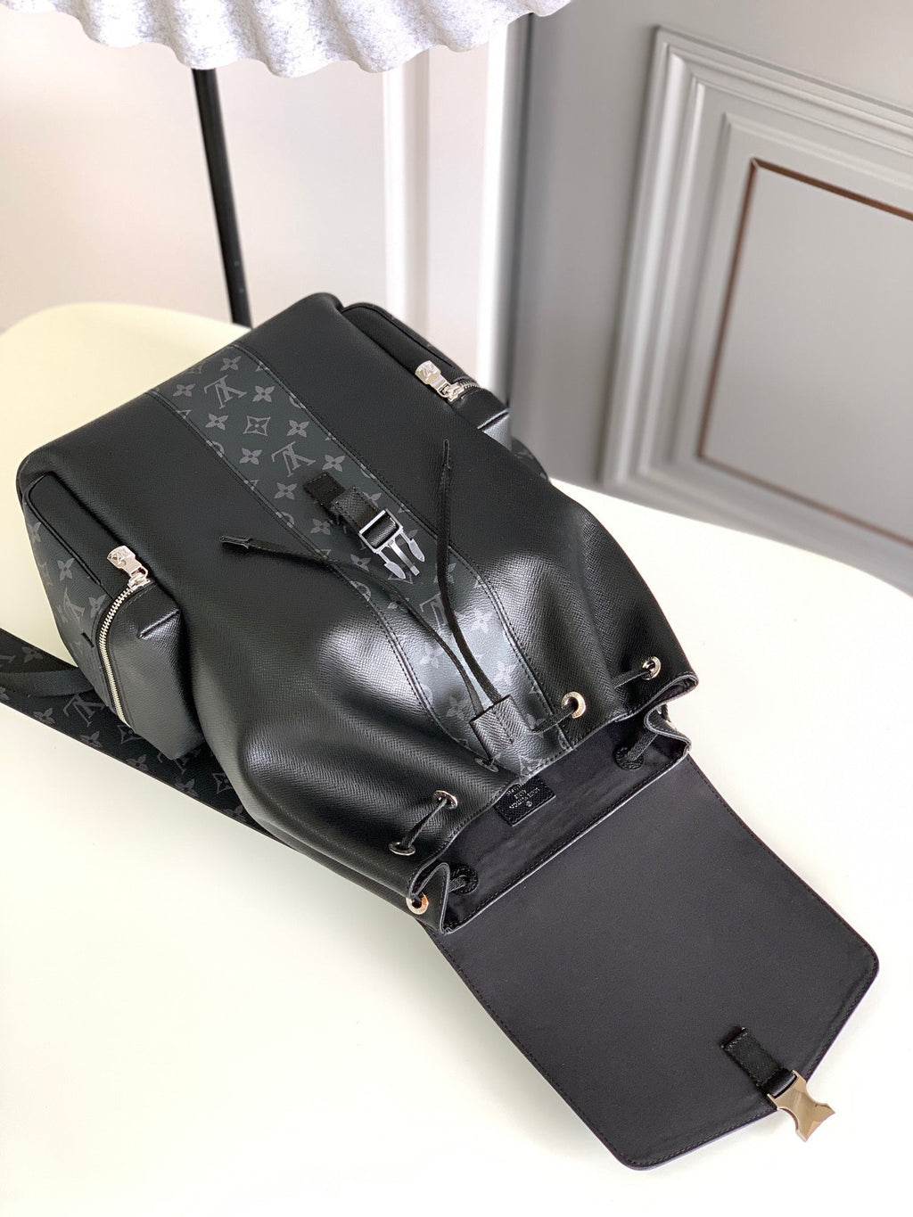 LOUIS VUITTON BACKPACK 45 IN BLACK CALFSKIN AND GUN METAL MONOGRAM ECLIPSE CANVAS