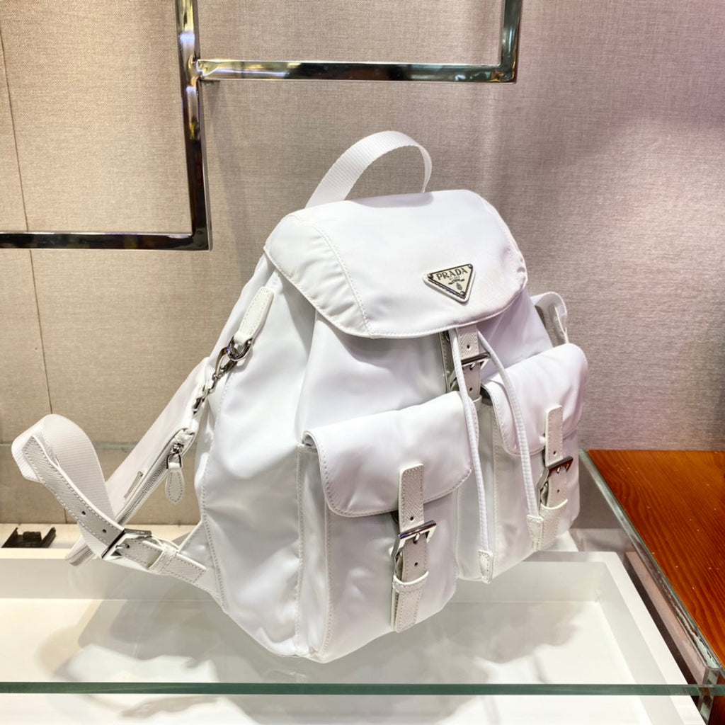 PRADA BACKPACK 32 IN WHITE PARACHUTE FABRIC