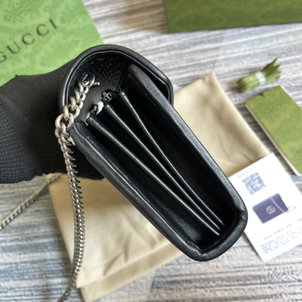 GUCCI MARMONT MINI 20 SHOULDER BAG IN BLACK CALFSKIN