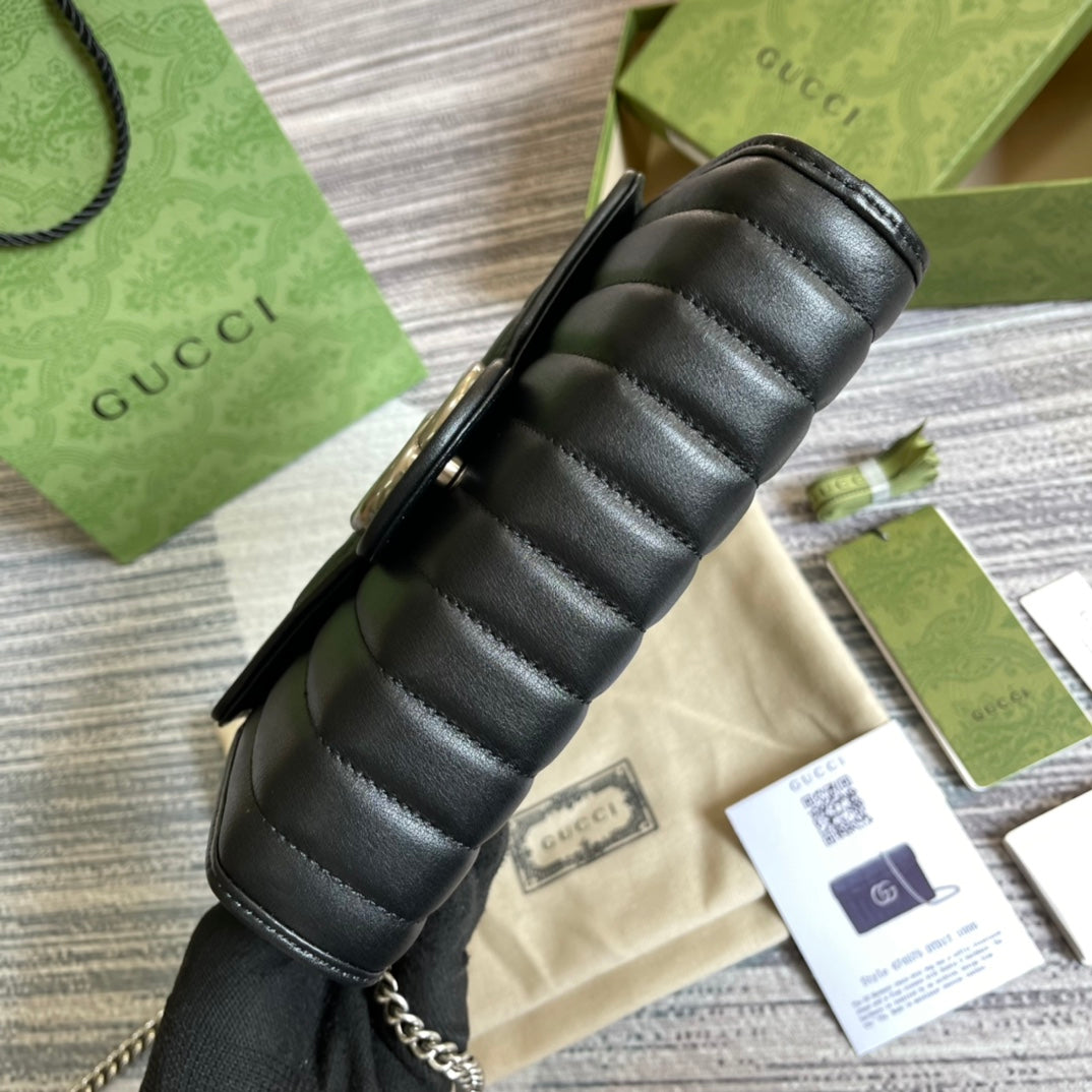 GUCCI MARMONT MINI 20 SHOULDER BAG IN BLACK CALFSKIN