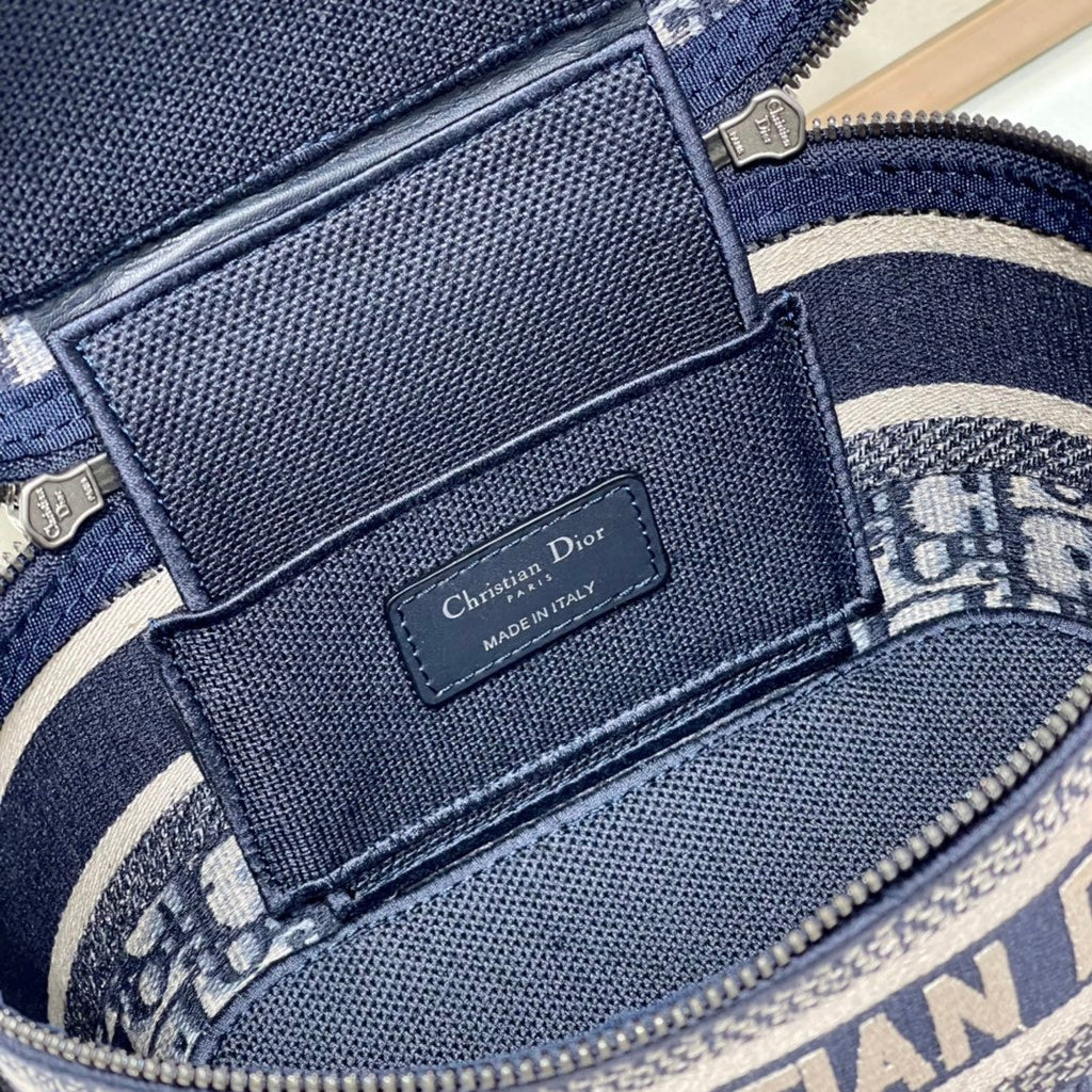 DIOR CROSSBODY MINI 18 VANITY CASE IN BLACK MONOGRAM OBLIQUE JACQUARD