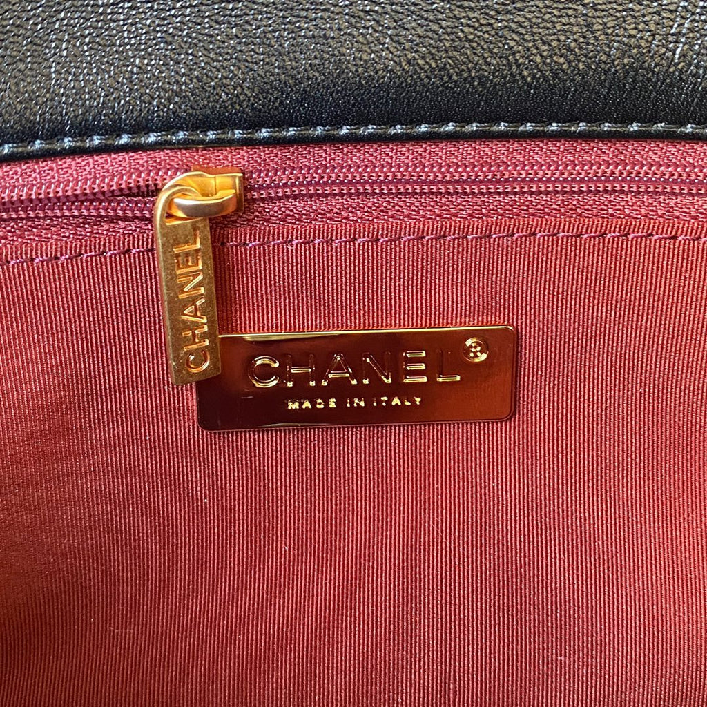 CHANEL MEDIUM 26 FLAP BAG IN BLACK LAMBSKIN