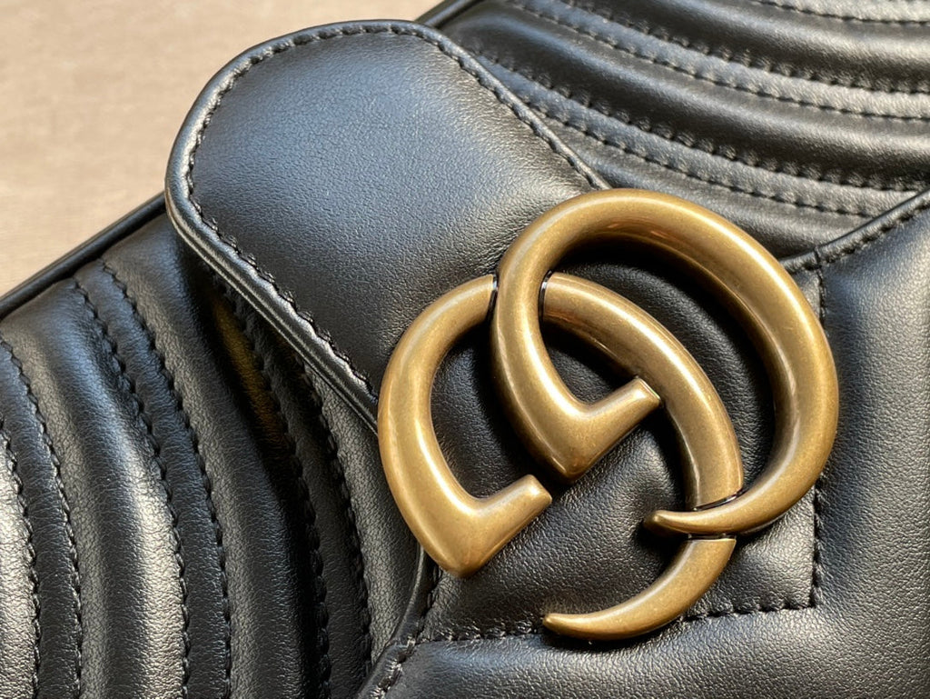 GUCCI MARMONT MATELASSÉ LARGE 26 BAG BLACK CALFSKIN