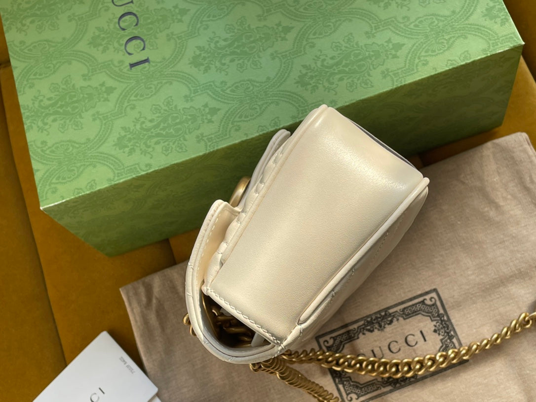 GUCCI MARMONT MATELASSÉ SMALL 22 BAG WHITE CALFSKIN