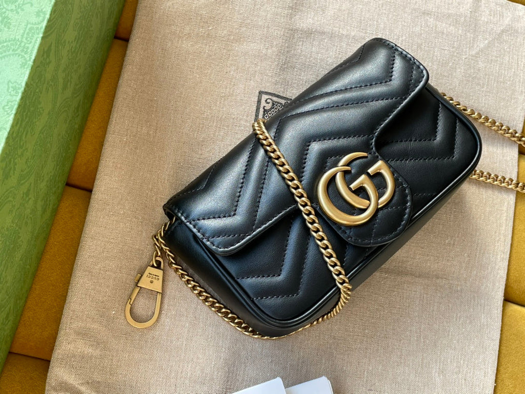 GUCCI MARMONT MINI 16 BAG IN BLACK CALFSKIN