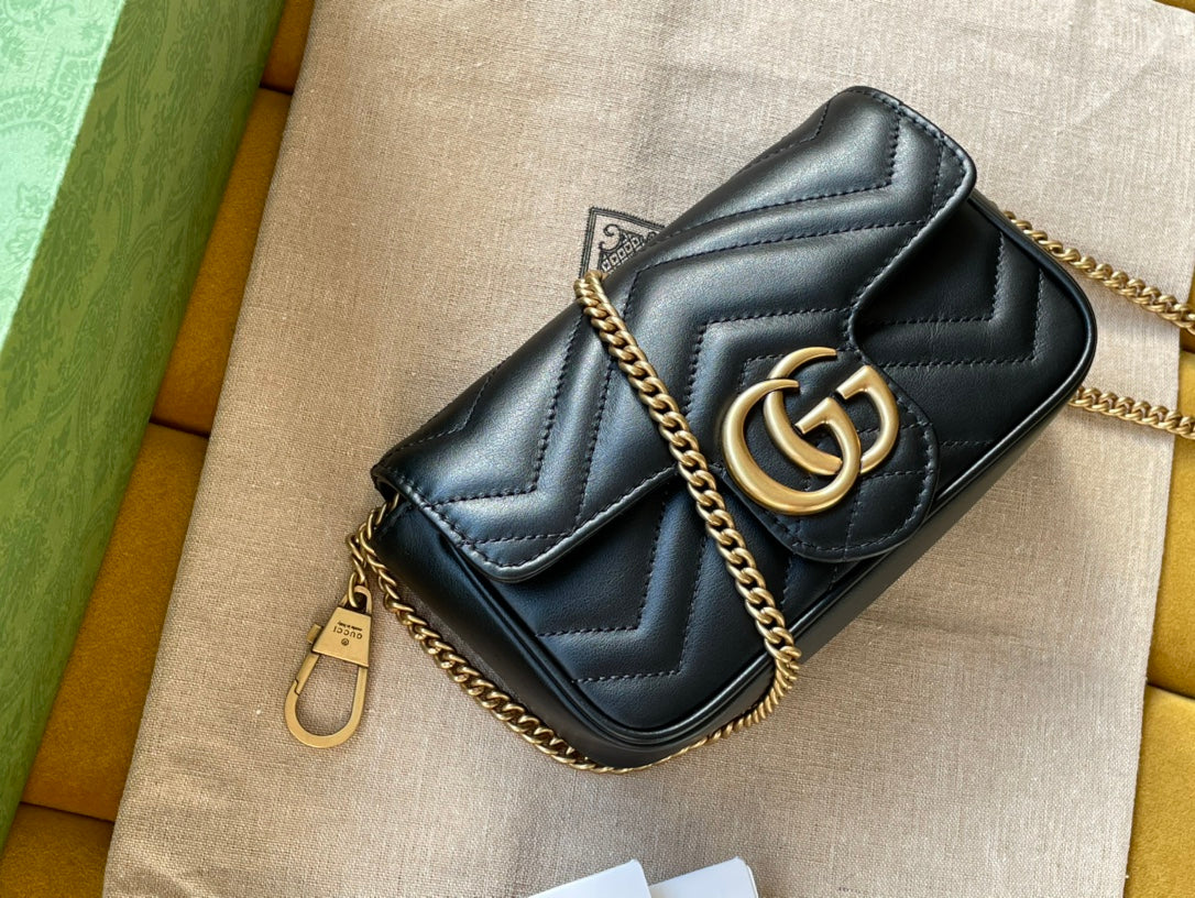 GUCCI MARMONT MINI 16 BAG IN BLACK CALFSKIN