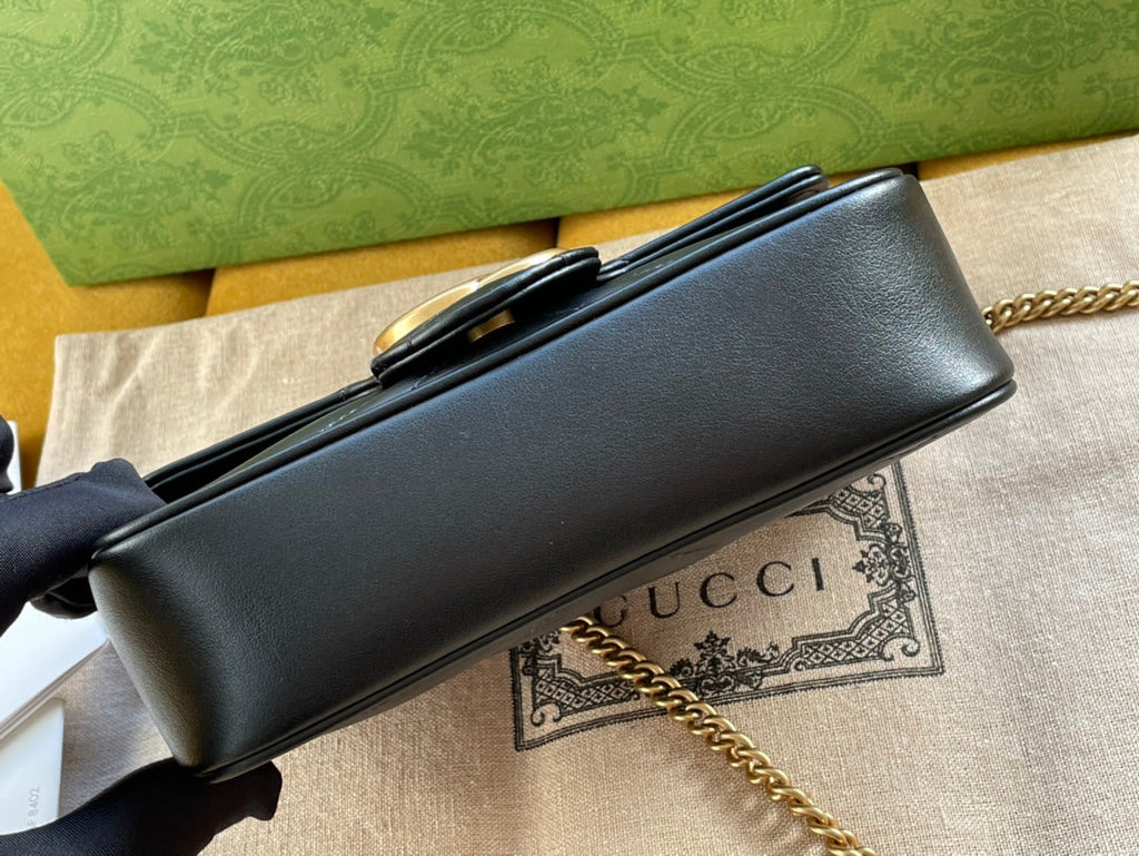 GUCCI MARMONT MINI 16 BAG IN BLACK CALFSKIN
