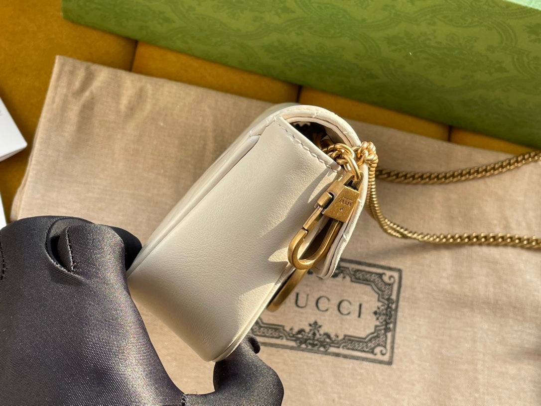 GUCCI MARMONT MINI 16 BAG IN WHITE CALFSKIN