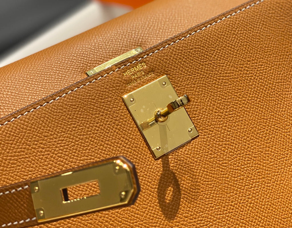 HERMES KELLY 28CM IN GOLD EPSOM CALFSKIN GOLD HARDWARE