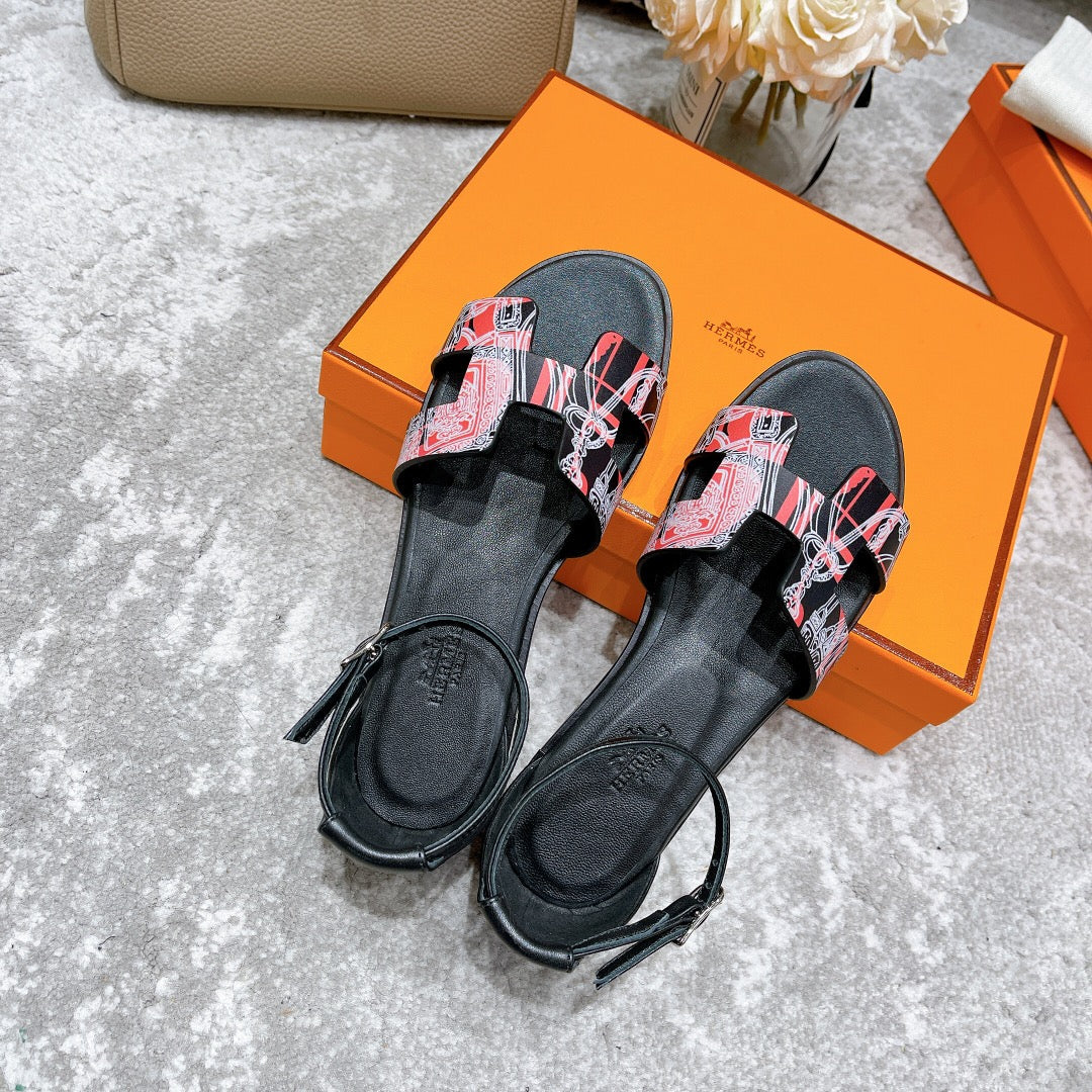 HERMES SANTORINI SANDAL BLACK CALFSKIN WITH PATTERN