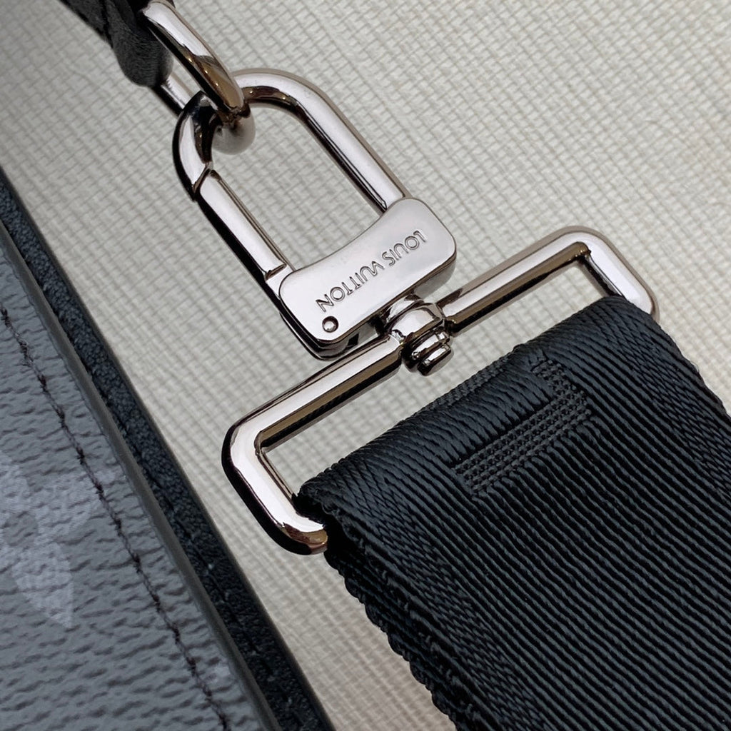 LOUIS VUITTON ANPHA WEARABLE WALLET 18 IN BLACK MONOGRAM ECLIPSE REVERSE CALFSKIN