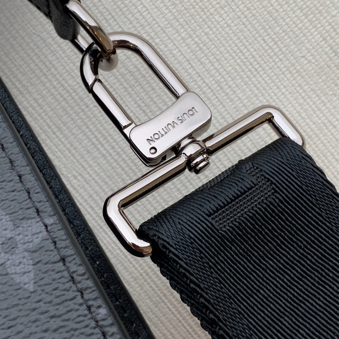 LOUIS VUITTON ANPHA WEARABLE WALLET 18 IN BLACK MONOGRAM ECLIPSE REVERSE CALFSKIN