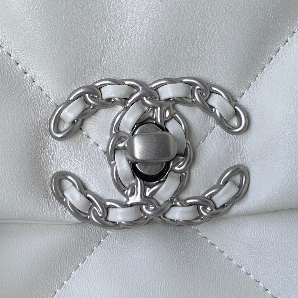 CHANEL LARGE 30 FLAP BAG IN WHITE LAMBSKIN