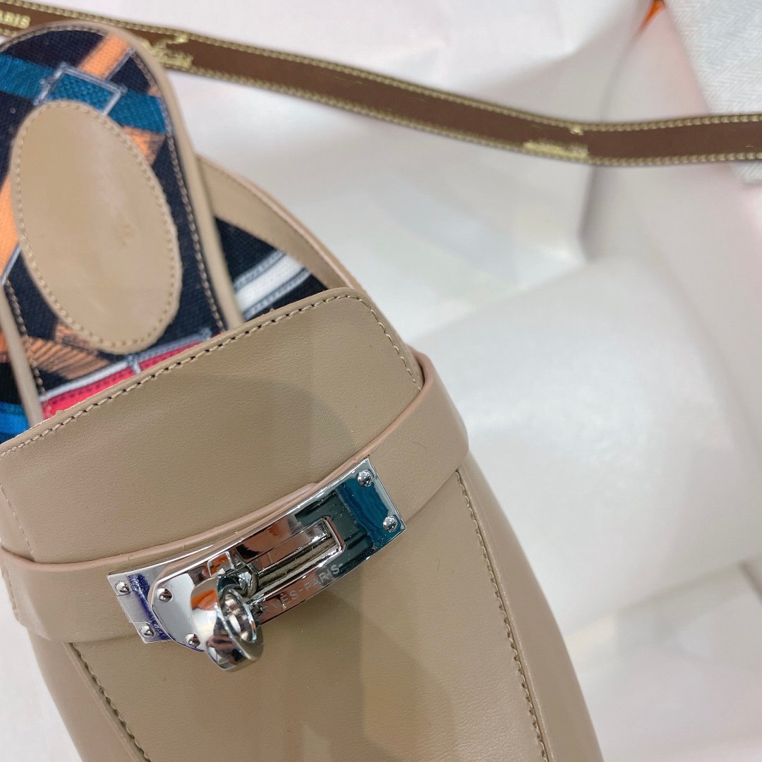 HERMES 0Z Mule Brown Calfskin