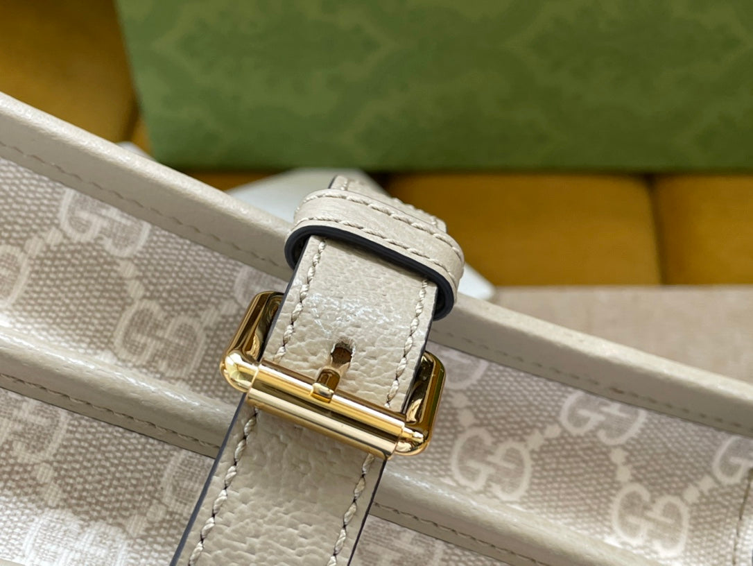 GUCCI MINI CROSSBODY 20 BAG WITH INTERLOCKING G IN BEIGE CANVAS