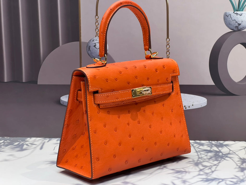 HERMES KELLY BAG 20 IN FIRE ORANGE OSTRICH LEATHER WITH GOLD HARDWARE