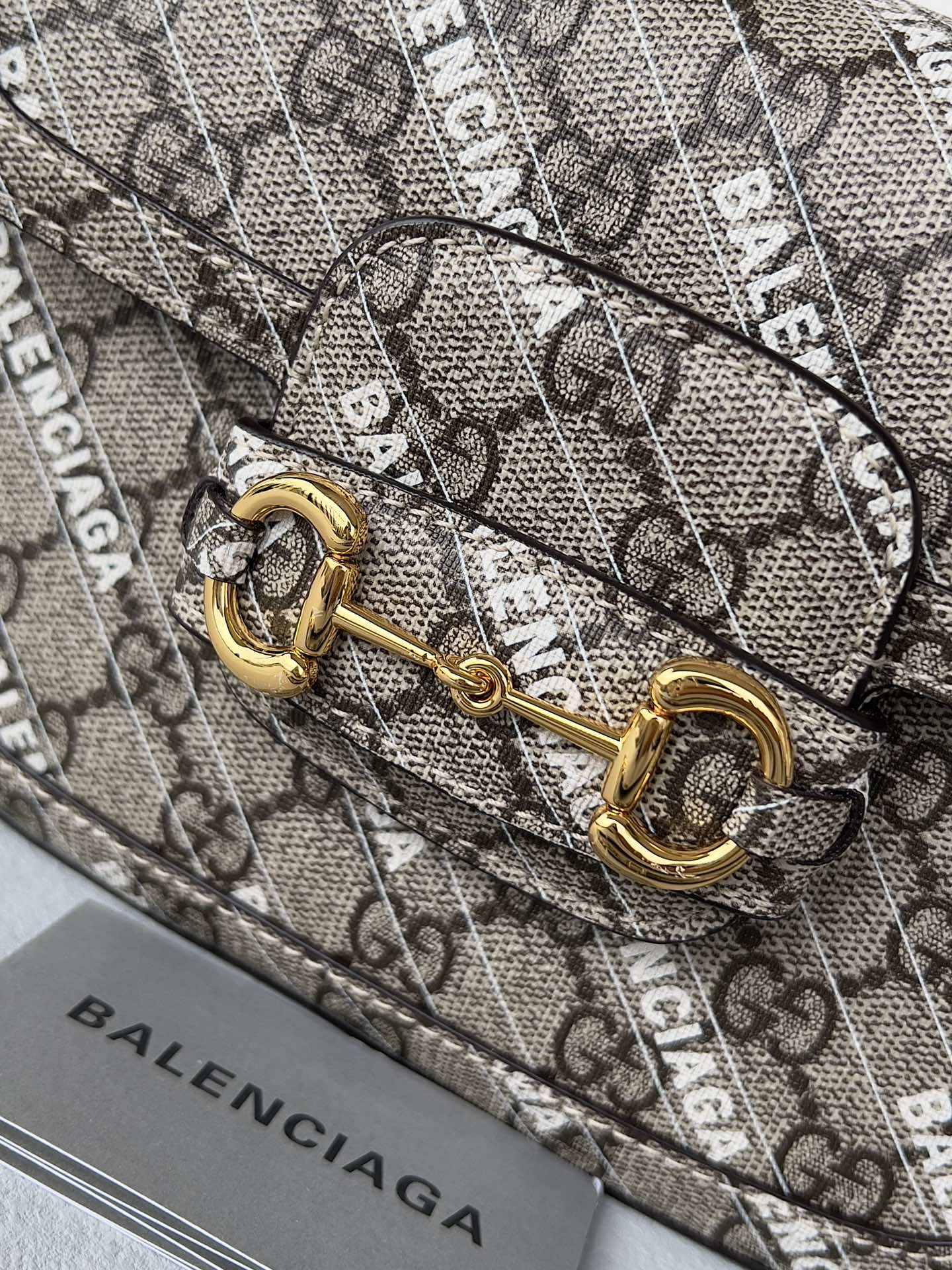 GUCCI MINI 25 PRINTED SADDLE BAG IN EICRU BEIGE CANVAS