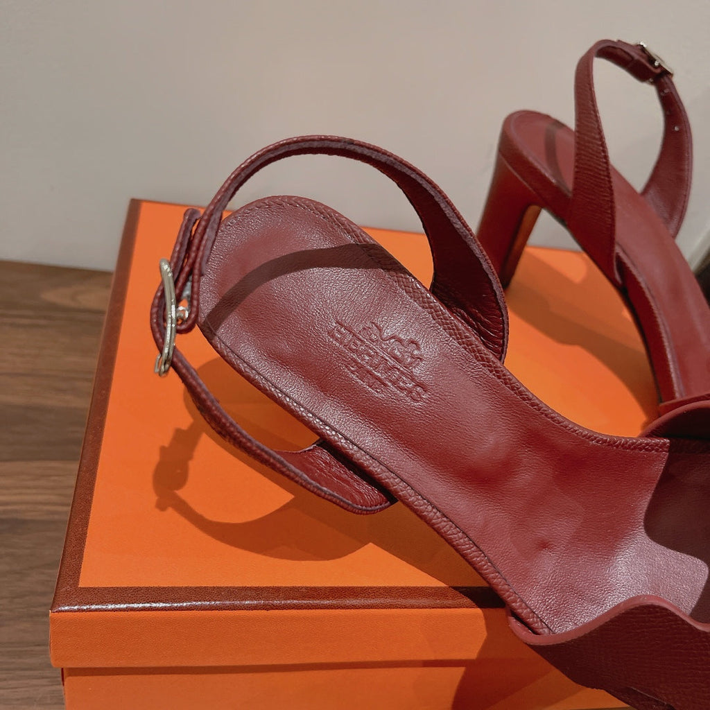 HERMES HOLY 75 SANDAL IN BERRY RED GRAINED CALFSKIN