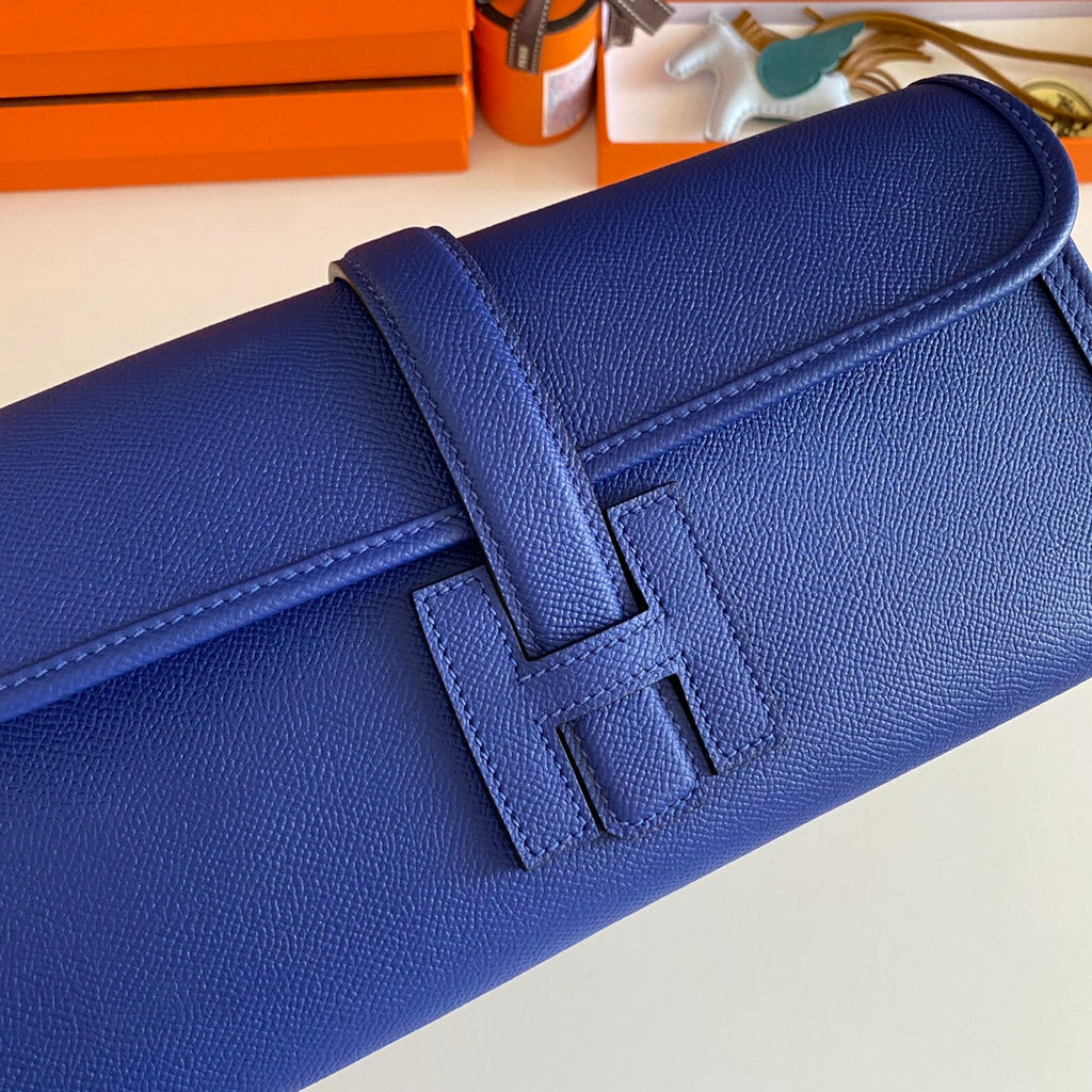 HERMES JIGE ELAN 29 CLUTCH IN COBALT BLUE CALFSKIN