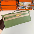 HERMES KELLY CUT 31 IN APPLE GREEN CALFSKIN WITH GOLD HARDWARE