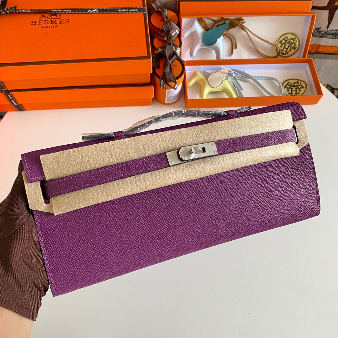 HERMES KELLY CUT 31 IN VIOLET PURPLE CALFSKIN WITH SILVER HARDWARE