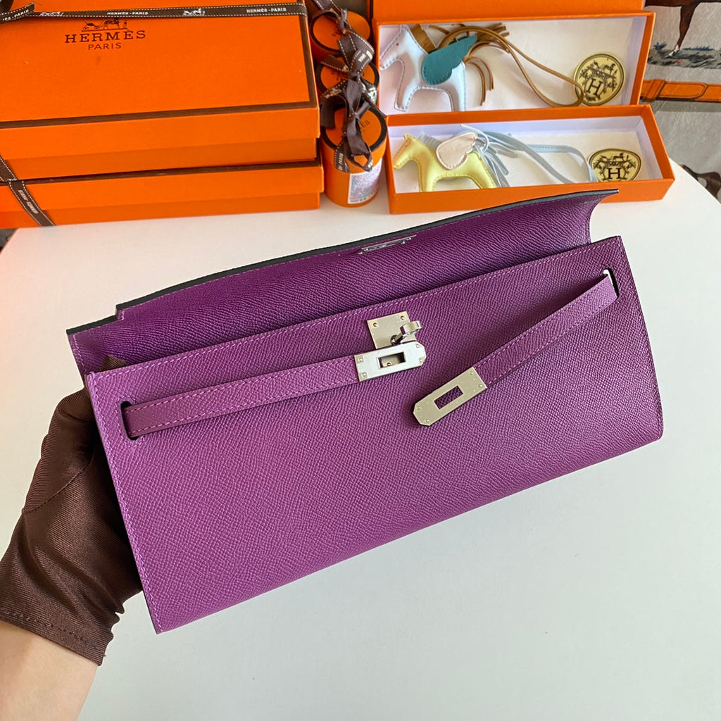HERMES KELLY CUT 31 IN VIOLET PURPLE CALFSKIN WITH SILVER HARDWARE