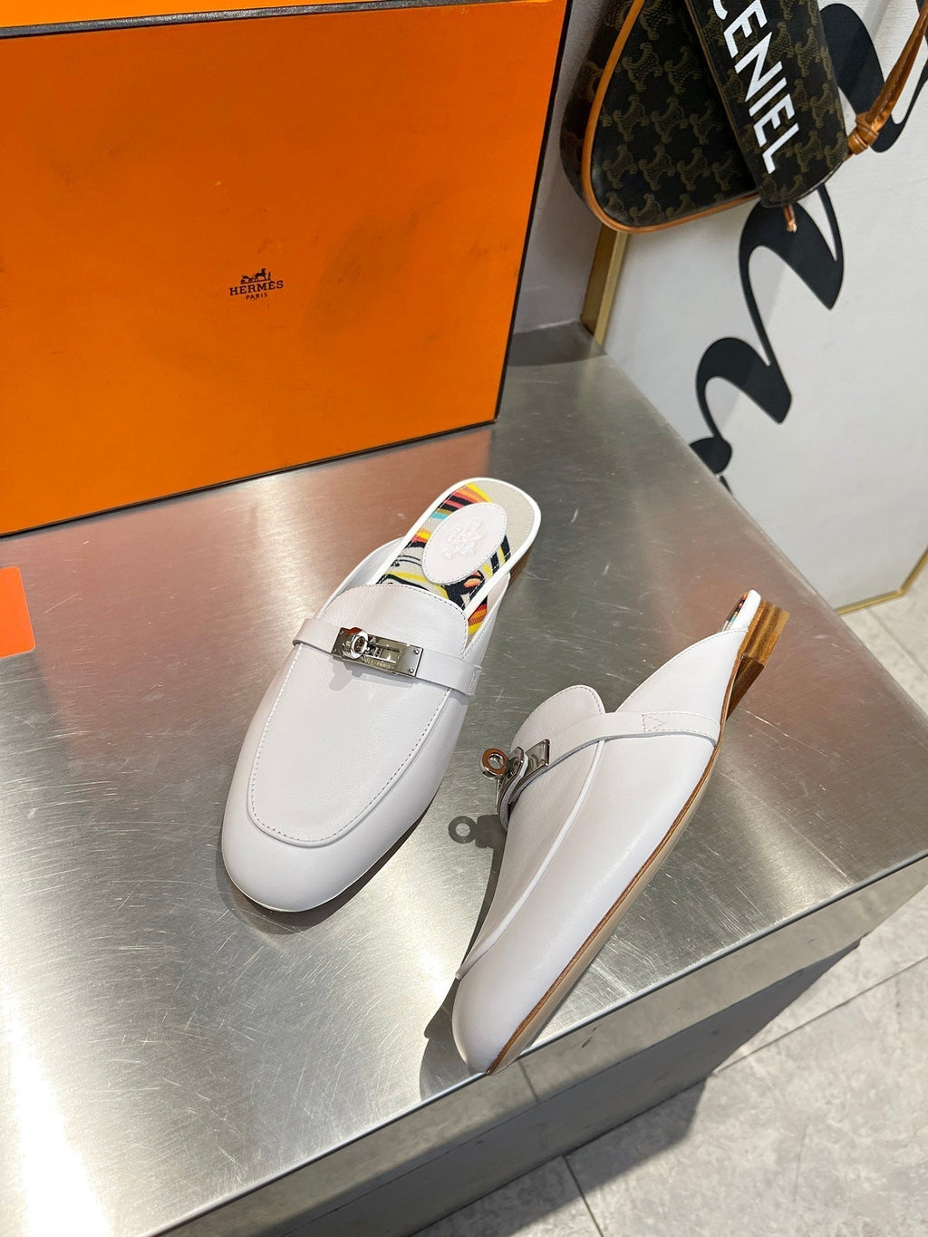 HERMES 0Z MULE WHITE CALFSKIN WITH BLACK PATTERN
